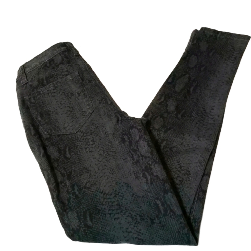 YMI High Rise Snake Print Skinny Jeans Sz 5/27 NWT - Picture 2 of 2
